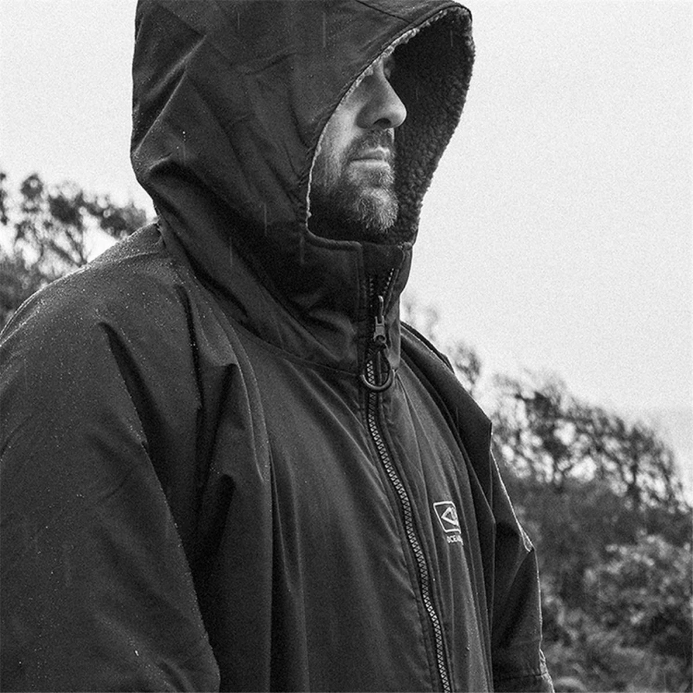 Ocean & Earth Supert Storm Hooded Poncho Wasser- & Winddicht Black 3 Ocean & Earth Supert Storm Hooded Poncho Wasser- & Winddicht Black – Bild 3